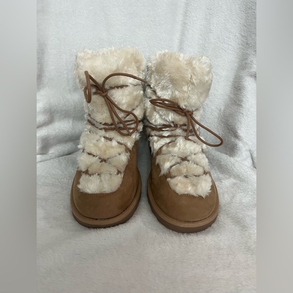 NIB! Portland boot co. women’s size 11 suede/faux fur boot tan/natural winter - Picture 4 of 9